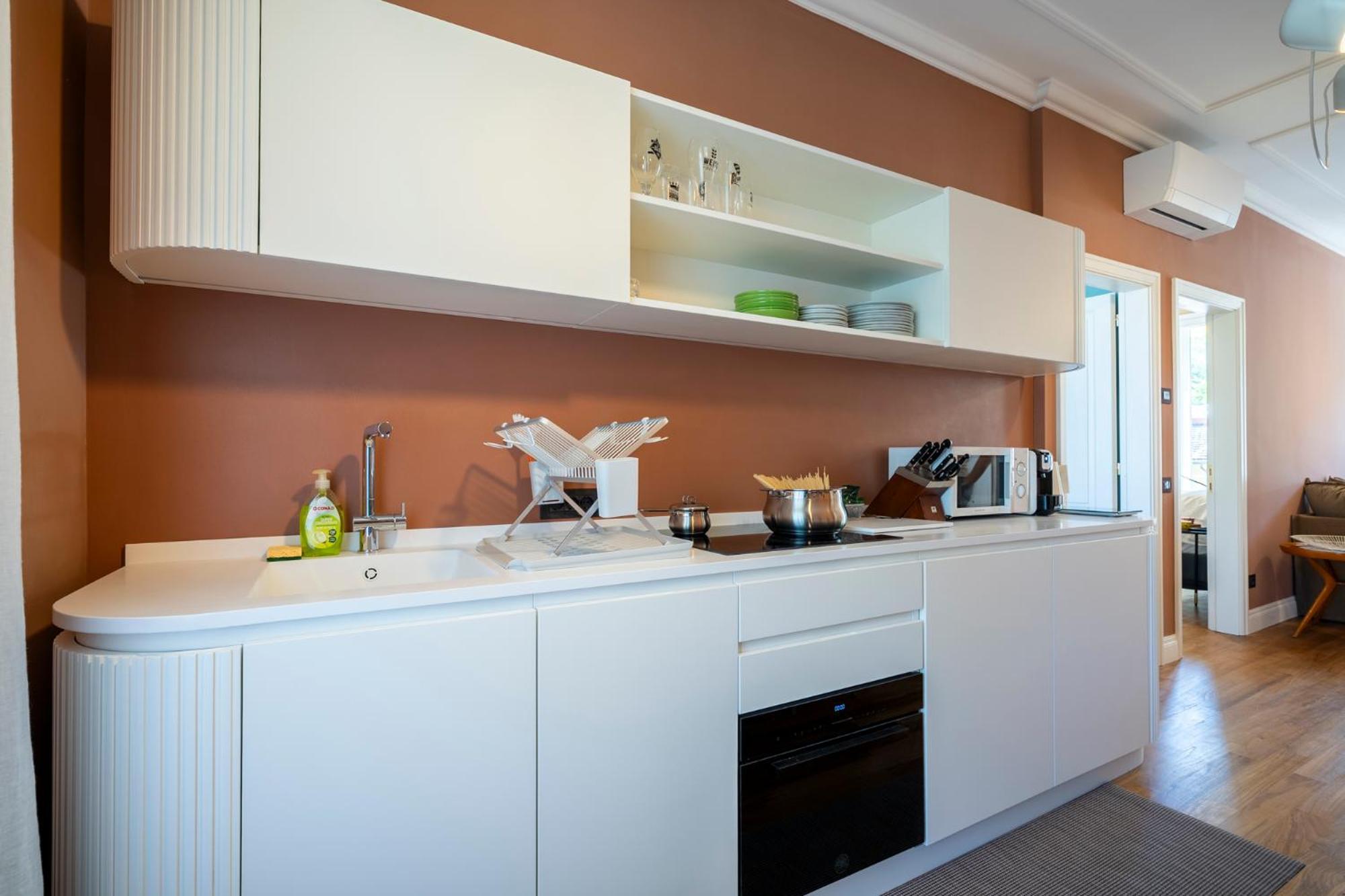 Burchiello Chic Stay-with View In Quiet Apartment *