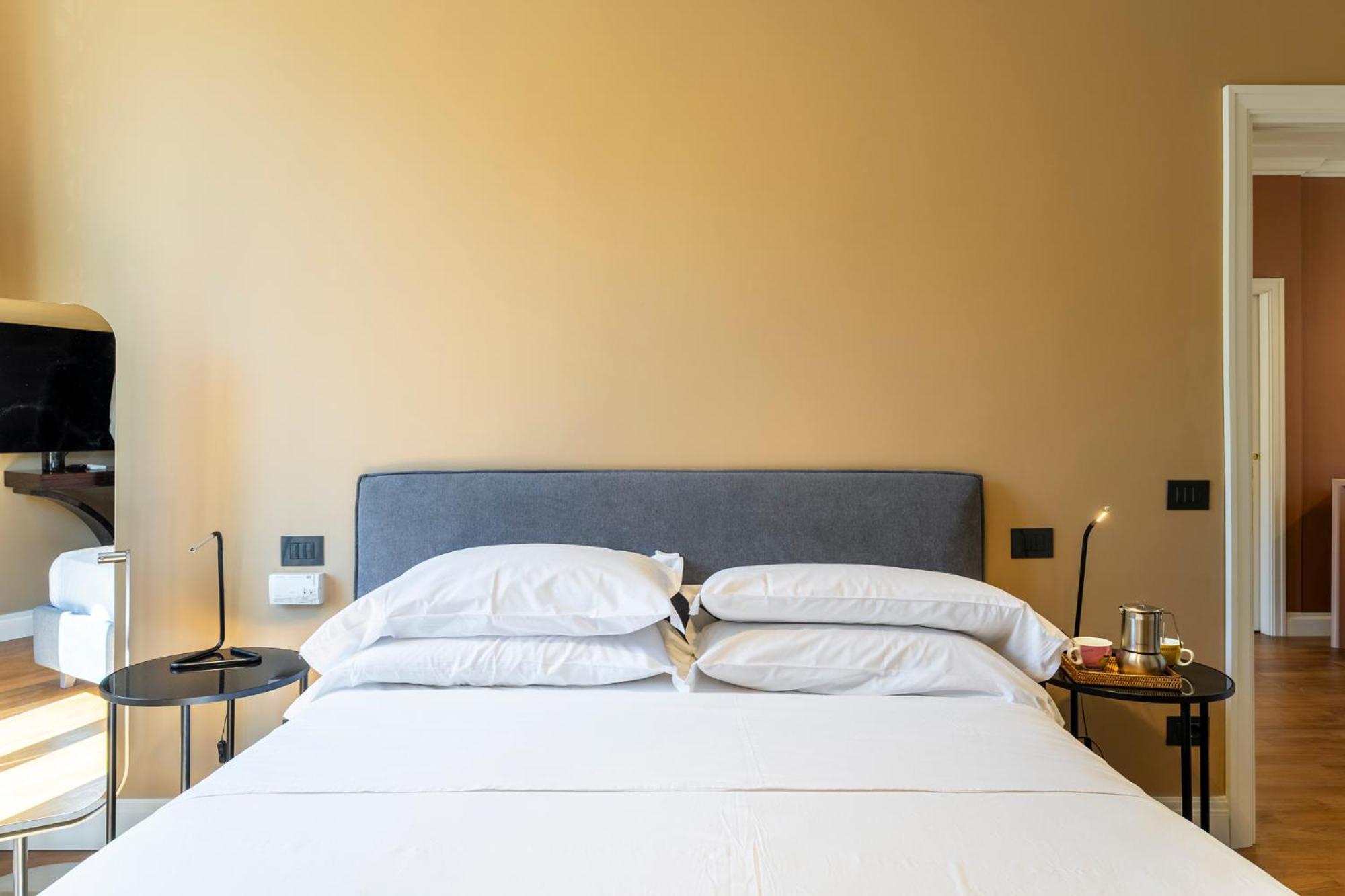 Burchiello Chic Stay-with View In Quiet Florence