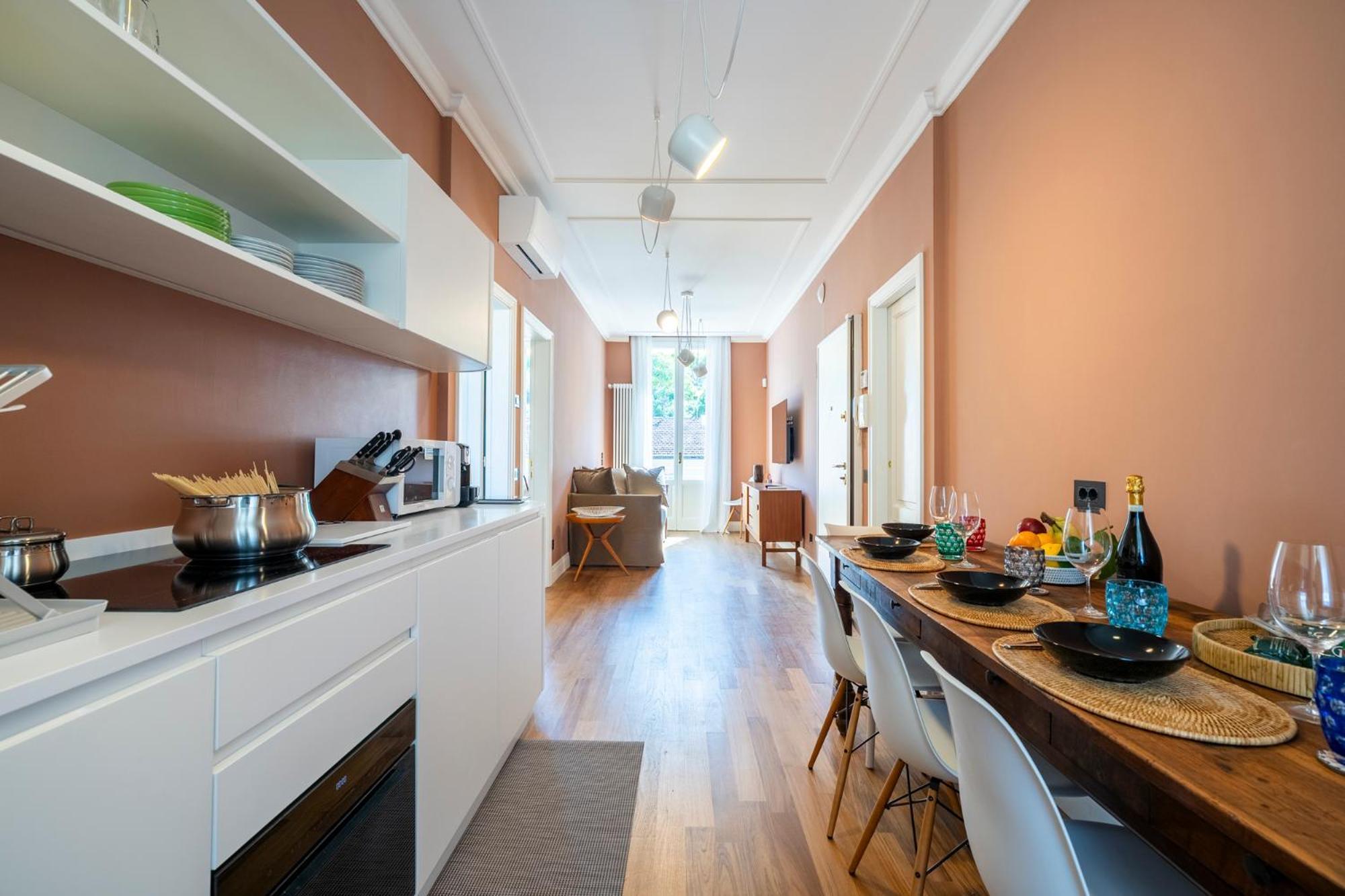 Burchiello Chic Stay-with View In Quiet Apartment *